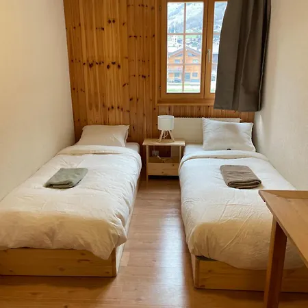 Grand Calme Avec Vue, Balcon Et Parking Couvert