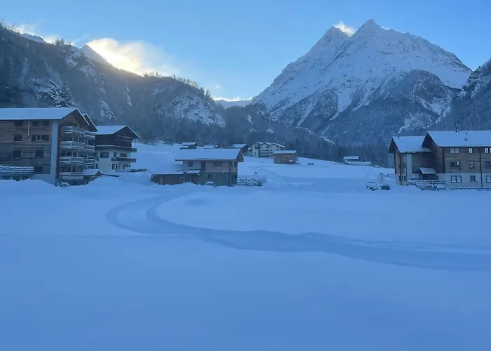 Grand Calme Avec Vue, Balcon Et Parking Couvert *